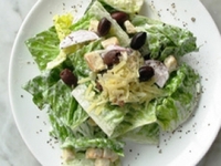 Салат с сухариками