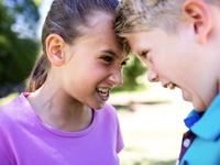 Ребенок дерется: причины и способы решения конфликта