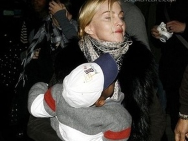 Мадонна ищет новую няню