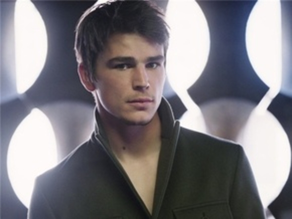 Джош Хартнетт попал в больницу