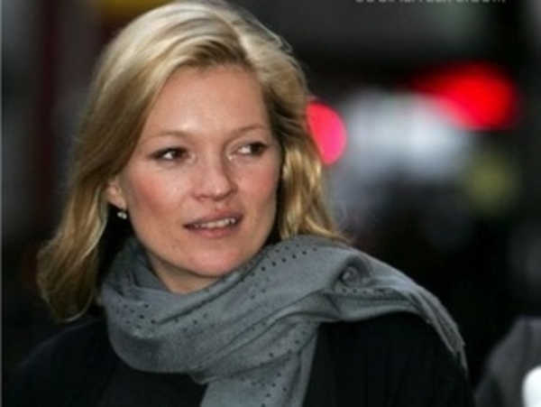 Кейт Мосс пишет поваренную книгу