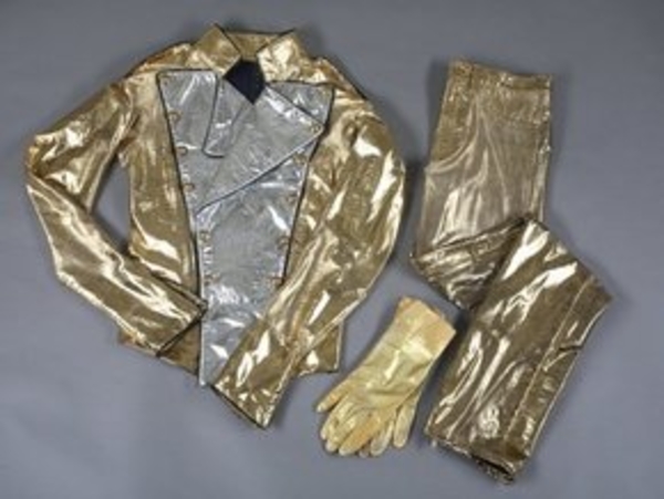 Отменили аукцион вещей Майкла Джексона