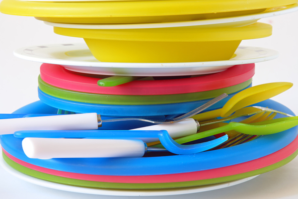 Пикник: выбираем посуду