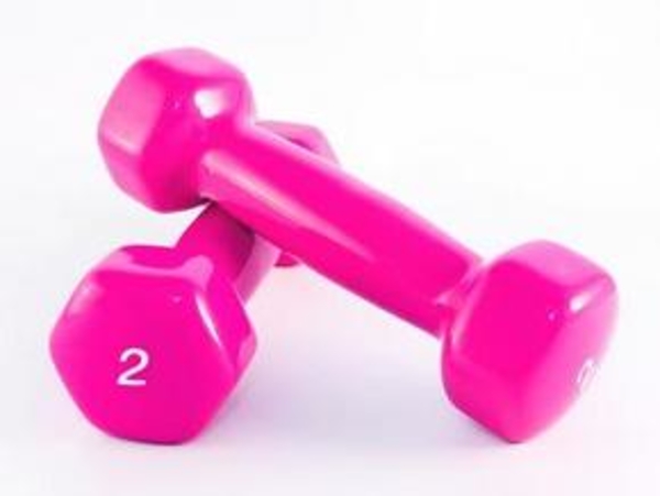 Красивая фигура с гантелями