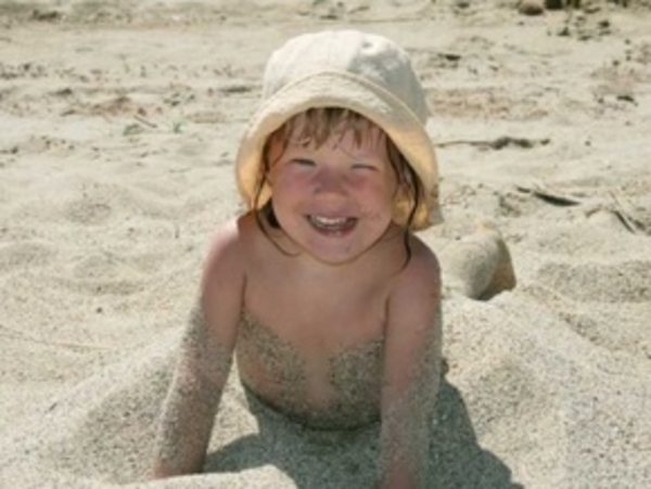 Дети, солнце и загар