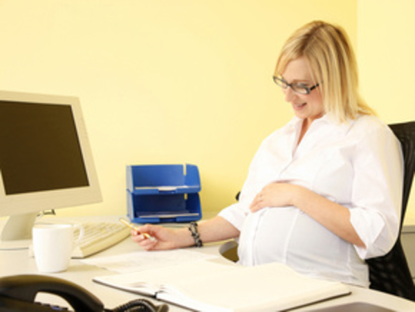 Работа будущей матери влияет на вес ребенка