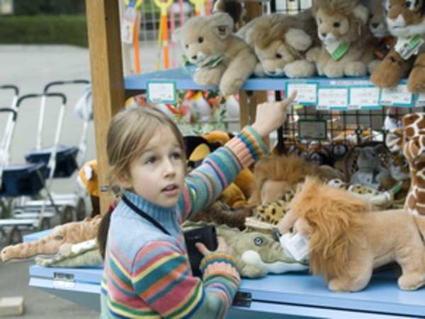 Как перевоспитать ребенка-вымогателя