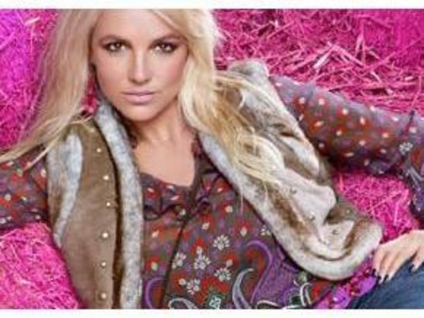 Бритни меняет религию ради любви?