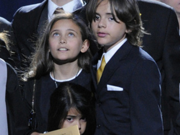 Дети Майкла Джексона поедут в мировое турне?