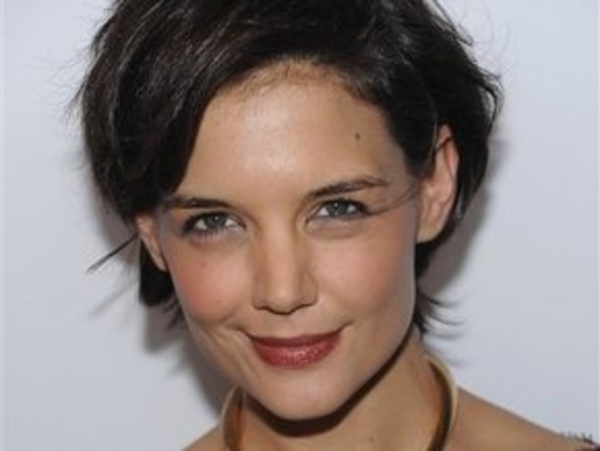 Взорвался автомобиль Кэти Холмс