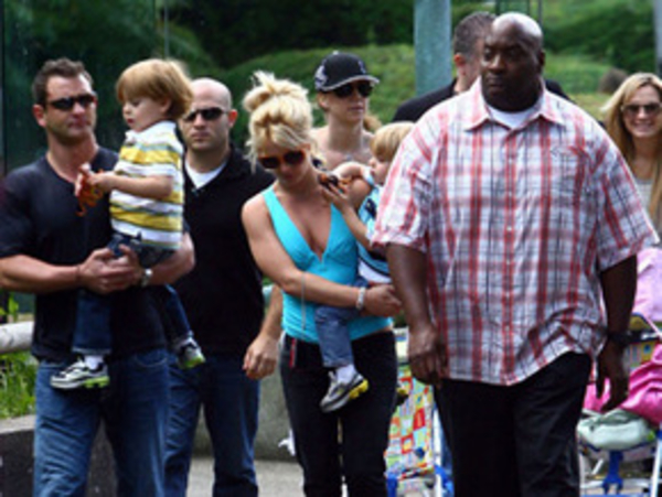 Сыновья Бритни Спирс матерятся