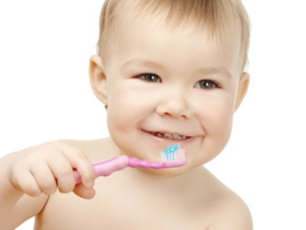 Чистим зубы правильно или 12 мифов о гигиене полости рта