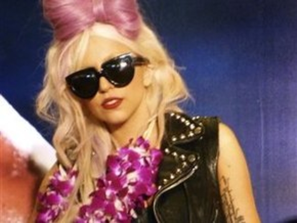 Lady GaGa установила рекорд в британском чарте