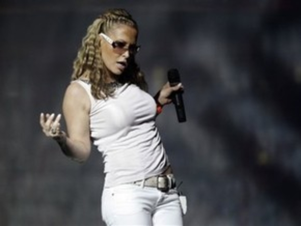 Анастейша отказалась от общения с украинской прессой