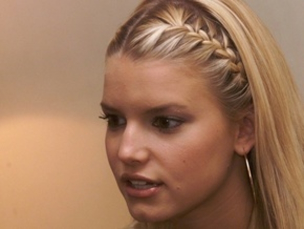 Собаку Джессики Симпсон унес койот