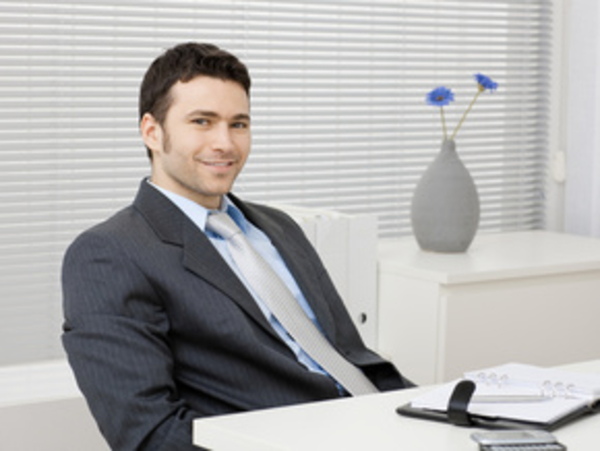 Научи его одеваться