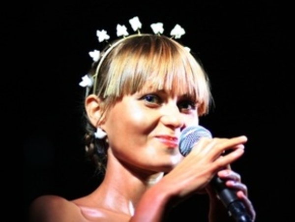 Катя Chilly и Кому Вниз споют к 100-летию Антоныча