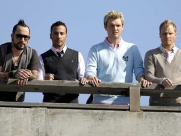 Один из Backstreet Boys заболел свиным гриппом