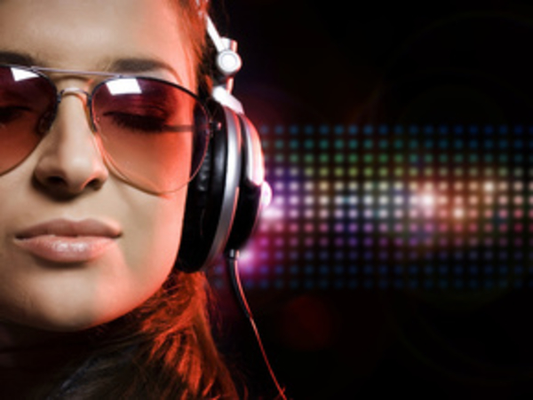 Украинские журналисты будут бесплатно раздавать музыку