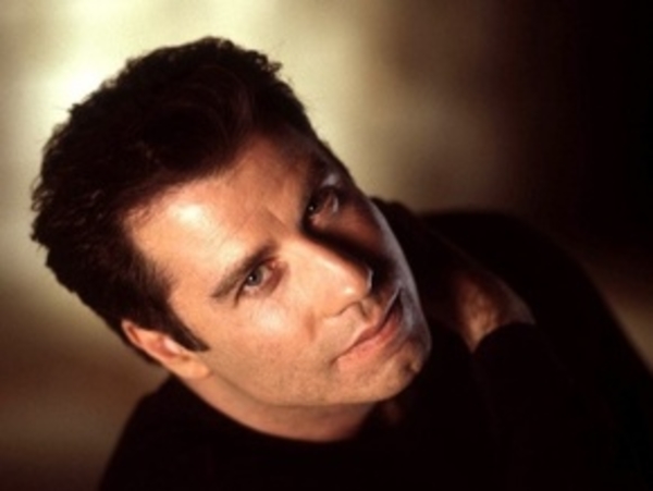 Рассмотрение дела о шантаже Траволты сорвалось