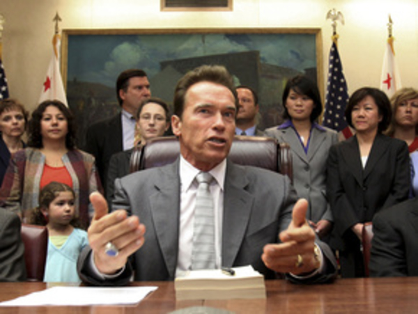 Арнольд Шварценеггер снялся в фильме Сильвестра Сталлоне