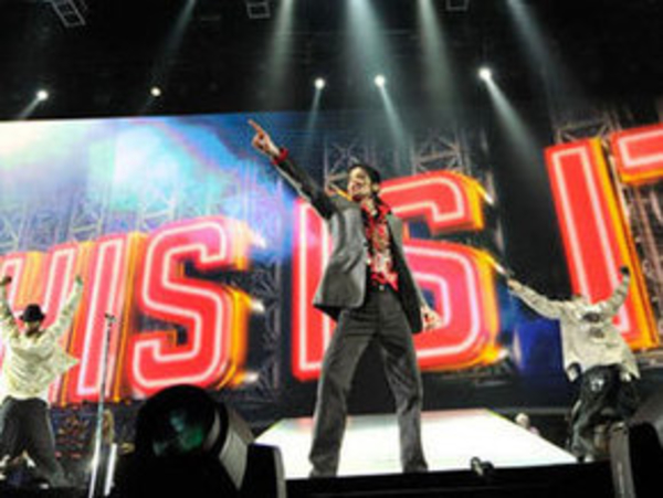 Фильм о Джексоне собрал 2,2 миллиона долларов за первый день проката