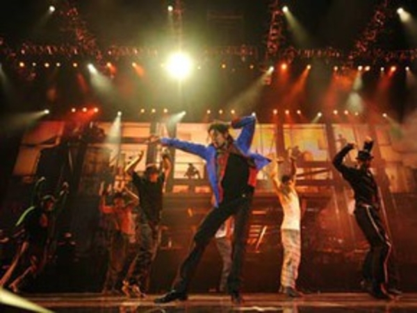 Саундтрек к фильму о последнем концерте Джексона возглавил чарт Billboard