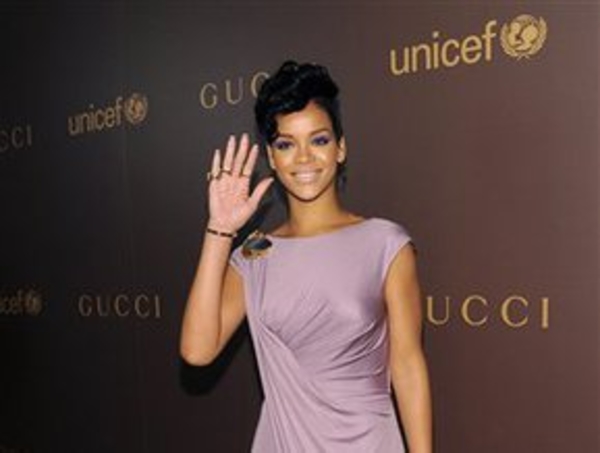 Рианна записала песню об избившем ее Крисе Брауне