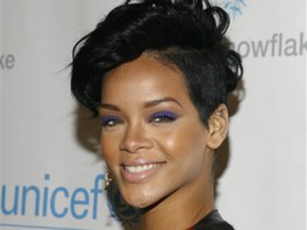 Рианна может стать лесбиянкой