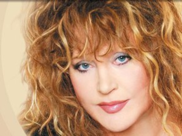 Галкин станцевал для Пугачевой «Брачный танец гамадрила»