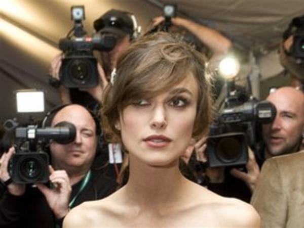 Кира Найтли согласилась позировать голой для картины