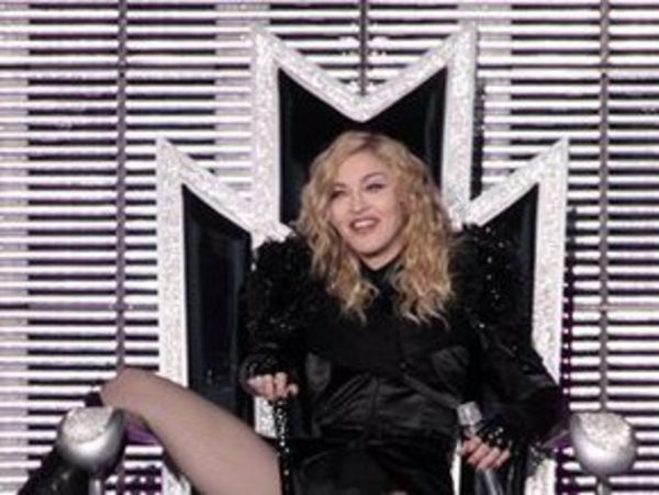 Мадонну признали королевой британских газет