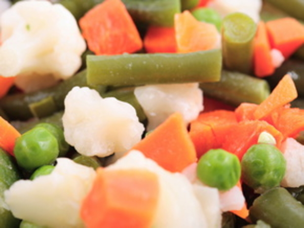 Салат из замороженных овощей