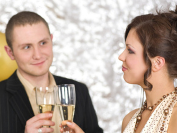 Что делает женщина, чтобы соблазнить мужчину?