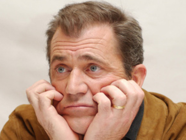 Мел Гибсон в прямом эфире обозвал журналиста "задницей"