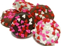 Печенье в шоколадной глазури