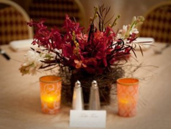 Цветы на столе