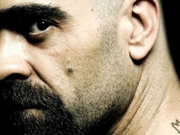 Фильм "Камера 211" о тюремной жизни получил восемь премий "Гойя" включая главную - "За лучший фильм"