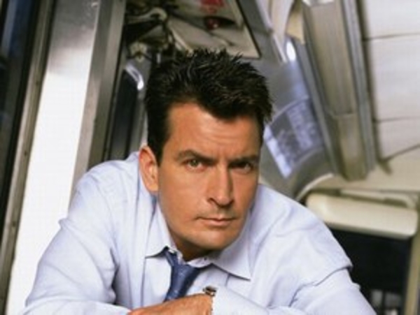 Чарли Шин лег на лечение в реабилитационный центр