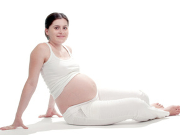 Как предотвратить образование растяжек во время беременности