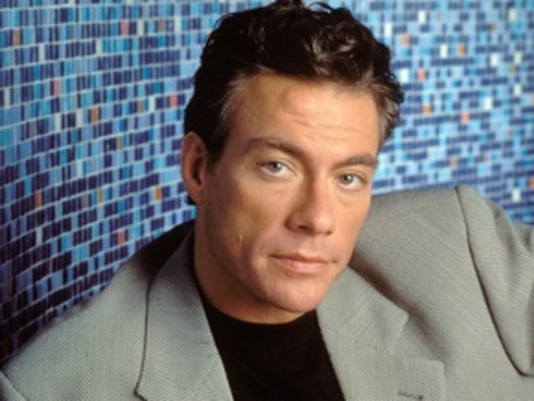 Ван Дамм: «Здравствуйте, меня зовут Ваня»