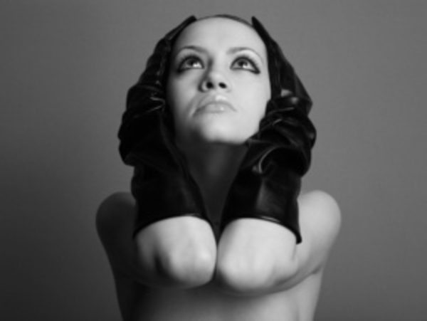 Стоит ли звонить первой?