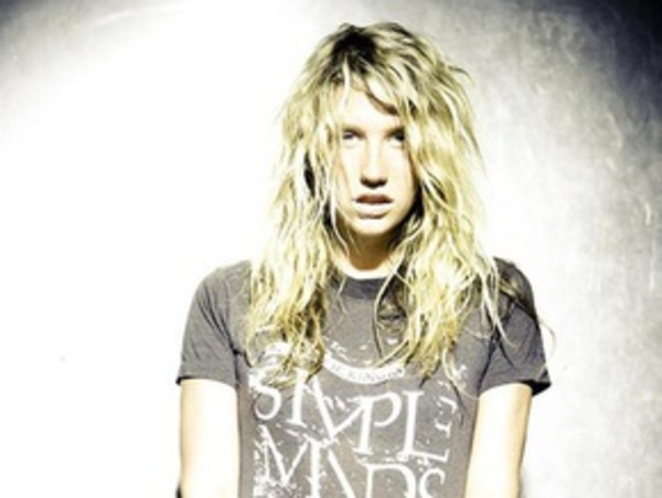 Кеша отвечает мужикам