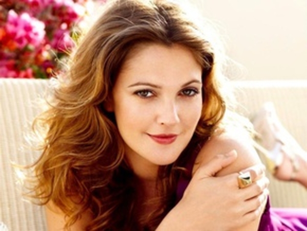 Дрю Берримор ярая противница пластической хирургии