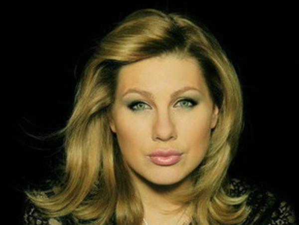 Ева Польна сняла обручальное кольцо ушла в запой