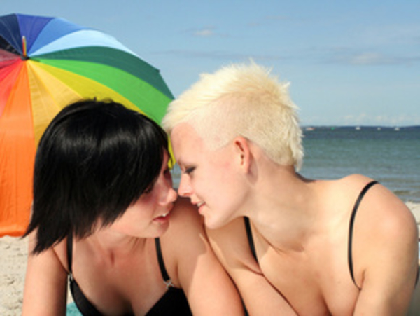 Бисексуальность в моде