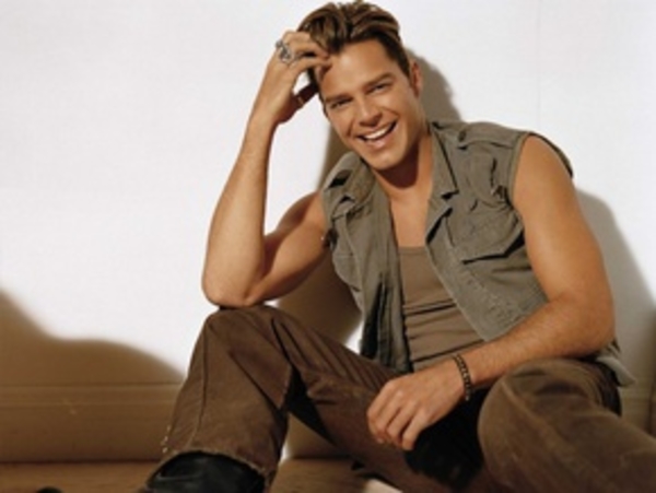 Рикки Мартин признался, что он- гомосексуалист