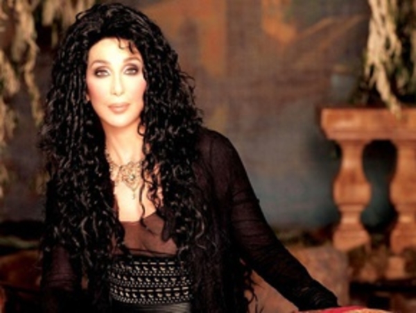 63-летняя Шер снова сделала пластику