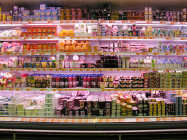 Чем опасна пища, купленная в кулинариях супермаркетов