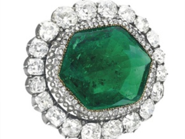 Брошь Екатерины II продана за сенсационную сумму